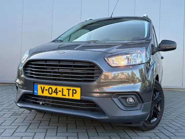 Ford Transit Courier
