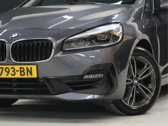 BMW 2-serie Active Tourer 218i M Sport [STOELVERWARMING, HEAD-UP, CAMERA, CRUISE CONTROL, PDC V+A, C...