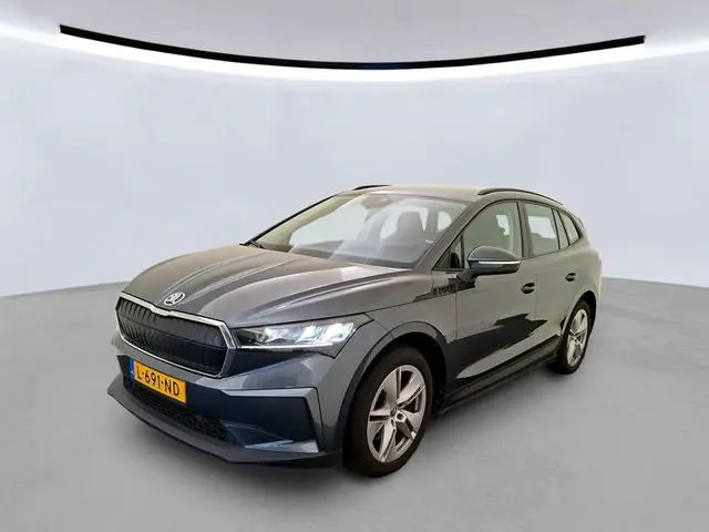 ŠKODA Enyaq iV 60 180pk | Camera | Stoelverwarming | Warmtepomp | Side assist