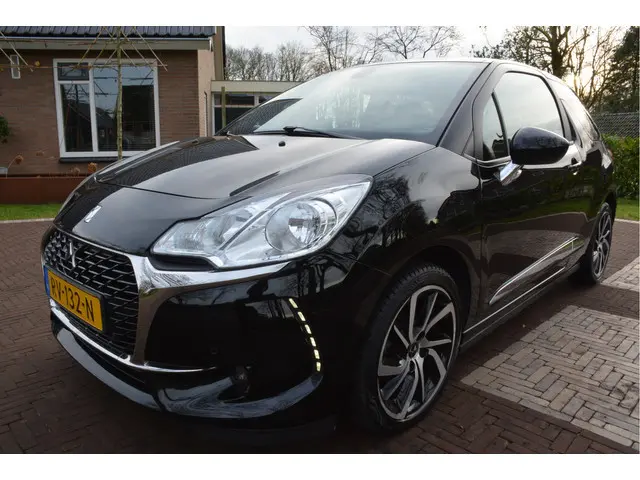 DS 3 1.2 PureTech Connected Chic Camera Cruise Control