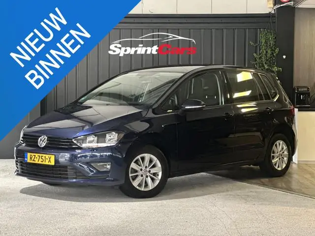 Volkswagen Golf Sportsvan 1.2 TSI Highline | Trekhaak | Stoelverwarming | Cruise Control | LMV 16 |