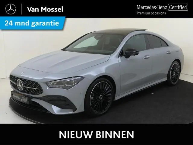 Mercedes-Benz CLA-klasse 180 Business Solution AMG Premium Plus /Panoramadak /Memory /19 Inch /360 C...