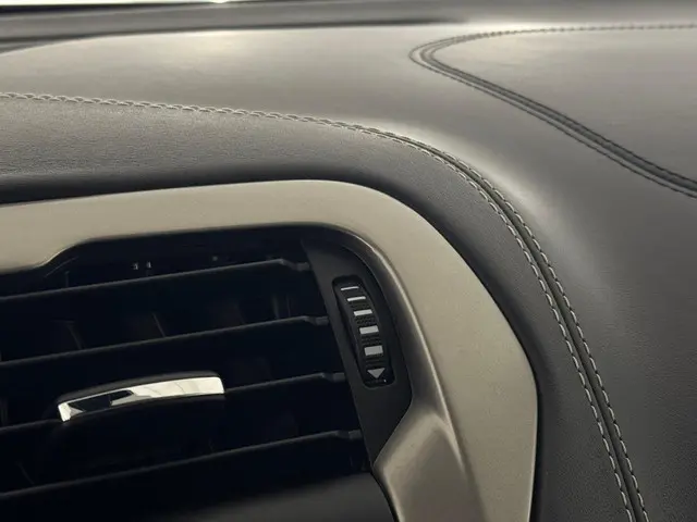 Ford Mondeo 2.0 IVCT HEV Vignale Massage NL-Auto NAP