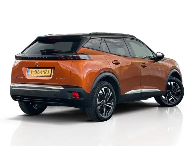 Peugeot e-2008 EV GT 50 kWh ✅ Matrix ✅ Camera ✅ CarPlay