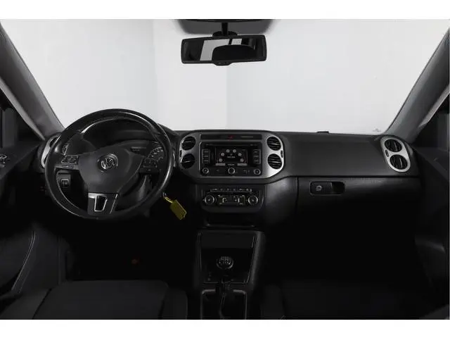 Volkswagen Tiguan 1.4 TSI 160 PK Sport&Style 4Motion | S/K-Panodak | Uitklapbare Trekhaak | Cruise |...