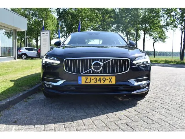 Volvo S90 T4 190PK Business Luxury + | Trekhaak | BLIS | 360 Camera | Stoel Verwarm. V+A | Pano |