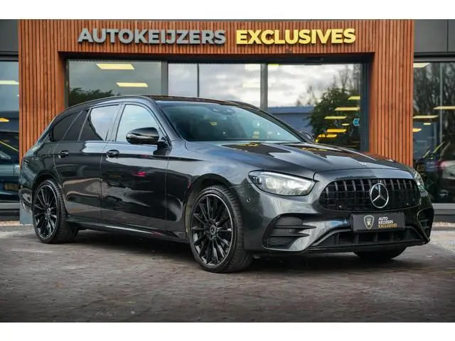 Mercedes-Benz E-klasse 300 de Panodak Burmester 360 Camera HUD Trekhaak Keyless