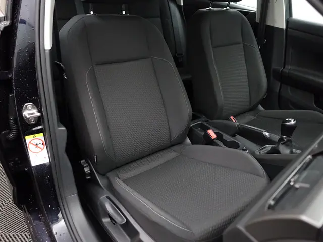 Volkswagen Polo 1.0 TSI Highline- Carplay, Android Auto, ACC Cruise, Led, Privacy Glass, Comfort Int...