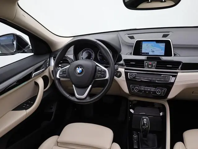 BMW X2 sDrive18i High Executive | Pano | Keyless | Memory Seat | Camera | Leder | Prijs Rijklaar!!
