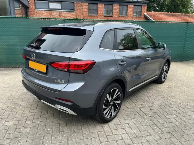 MG ZS