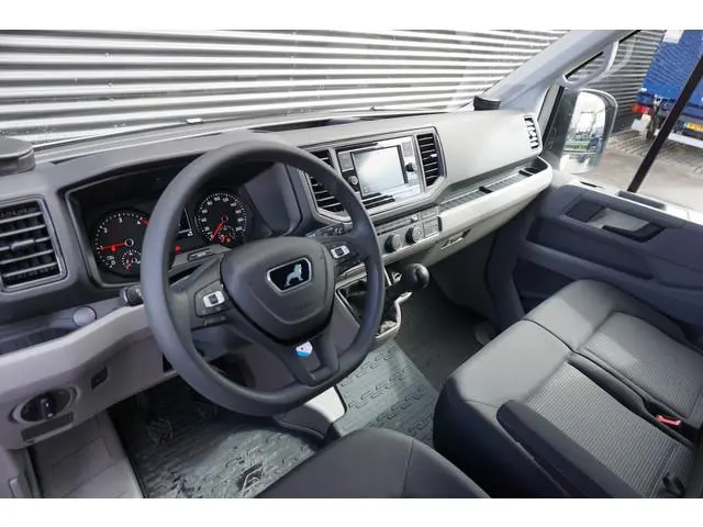 MAN TGE