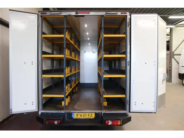 Renault Master 2.3 dCi 150 PK HANDGESCHAKELD LOWLINER VERKOOPWAGEN Lange Versie
