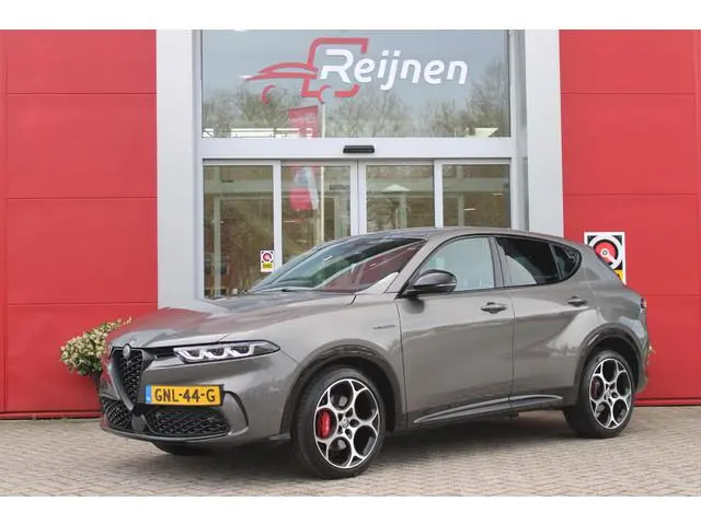 Alfa Romeo Tonale 1.5T Hybrid 160PK VELOCE | PREMIUM PACK: LEDEREN BEKLEDING/GEVENTILEERDE VOORSTOEL...