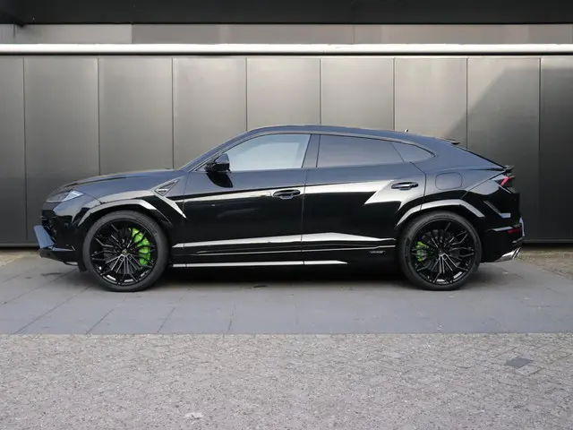 Lamborghini Urus 4.0 V8 Hybrid SE | CARBON | LEDER | PANO-DAK | B&O | SOFT-CLOSE | MASSAGE | HEAD-UP...