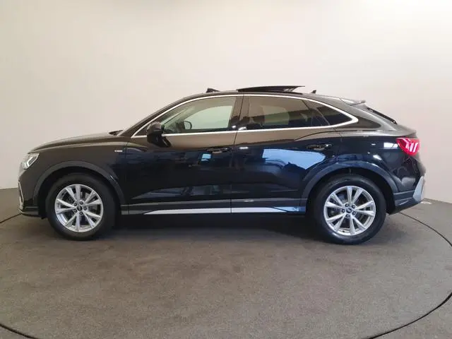 Audi Q3 Sportback 35 TFSI Pro Line S Panoramadak, Trekhaak