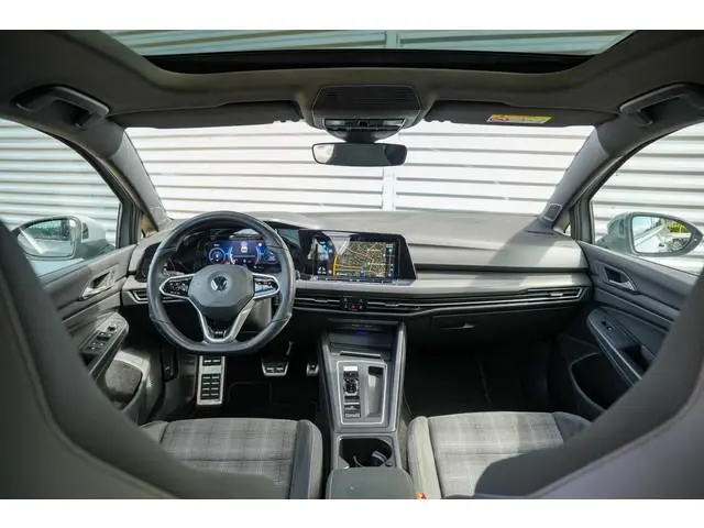 Volkswagen Golf 2.0 TDI GTD Panoramadak IQ Light Harman/Kardon Keyless 19''LM Nardo Grey