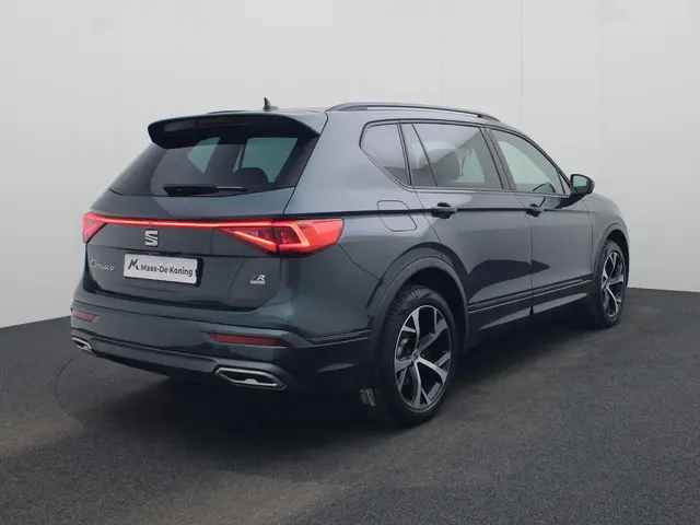 SEAT Tarraco 1.4TSIe-Hybrid 180kW/245PK PHEV FR · Lederen bekleding · Trekhaak · Apple Carplay/Andro...