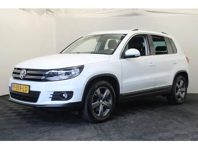 Volkswagen Tiguan 1.4 TSI Sport&Style