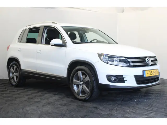 Volkswagen Tiguan 1.4 TSI Sport&Style