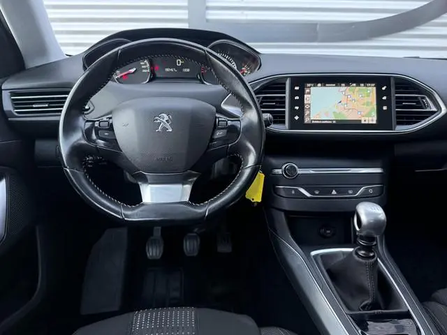 Peugeot 308 SW 1.2 PureTech Style 2e Eigenaar|Clima|Cruise|Trekhaak|Navi|Elek ramen|Lm velgen|APK to...