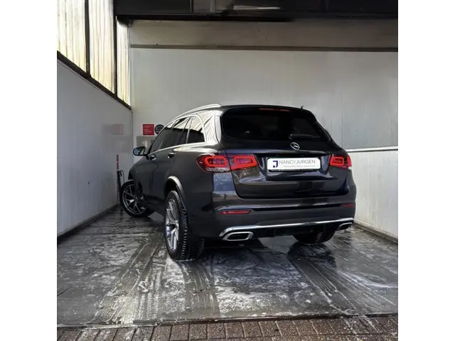 Mercedes-Benz GLC-klasse 300e 4M | 2x AMG | Apple Car Play/Android Auto | Cruise | Pano | Burmester...