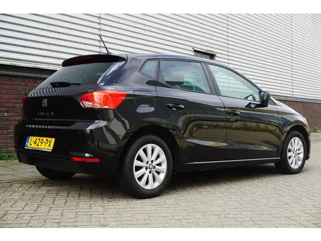 SEAT Ibiza 1.0 TSI Style Business Intense/CARPLAY/CAMERA!