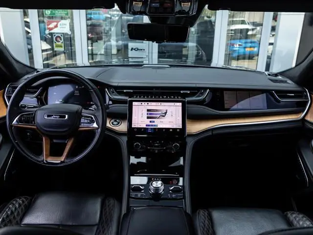 Jeep Grand Cherokee 2.0 Summit Reserve 4xe | Luchtvering | Pano | Passenger Display | Premium Audio