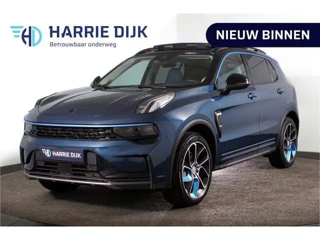 Lynk & Co 01 1.5 PHEV 261PK MY22 | Afn. Trekhaak | 360 Camera | 7.4 kWh Boordlader | S/K-panodak | A...