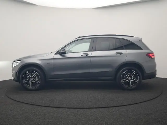 Mercedes-Benz GLC-klasse 300e 4MATIC Business Solution AMG PHEV 313pk Dealer O.H. | Trekhaak Af Fabr...