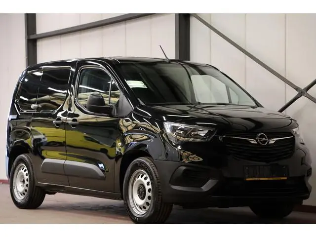 Opel Combo-e L1H1 50 kWh AIRCO PDC
