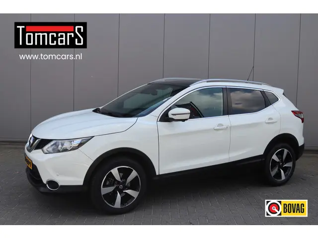 Nissan Qashqai 1.2DIG-T 116PK Automaat N-Connecta Pano-dak/Stoelverwarming/Camera/Navigatie