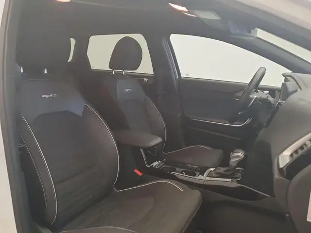 Kia Ceed Sportswagon 1.5 T-GDi 160pk GT-Line Camera, Keyless, Stoelverwarming
