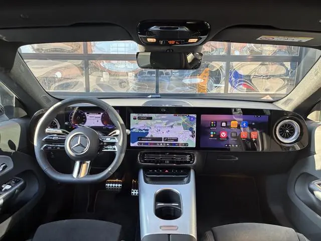 Mercedes-Benz CLA-klasse 180 Business Solution AMG | Premium Pakket | Night Pakket | Panoramadak | M...