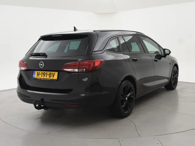 Opel Astra Sports Tourer 1.4T 145 PK AUT. ULTIMATE + TREKHAAK | STOELVERW. V+A | STUURWIELVERW. | CARPLAY