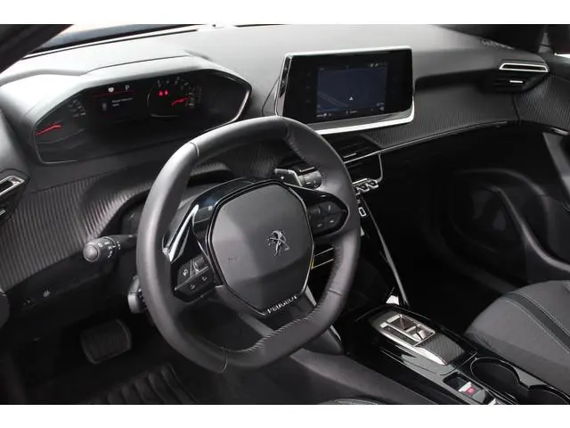 Peugeot 2008 1.2 PureTech 130pk Automaat Allure Navigatie Apple Carplay/Android Climate Control Dab...