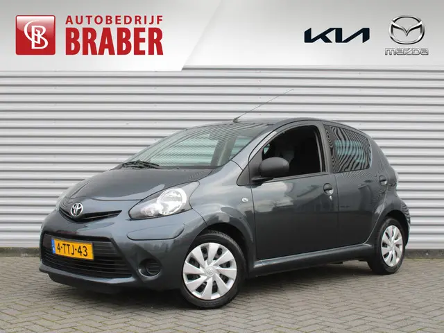 Toyota Aygo 1.0 VVT-i Now | Navi | Airco | Weinig km | All seasons | Nw APK | Centrale deurvergrende...