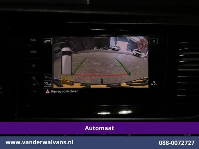 Volkswagen Transporter 2.0 TDI 200pk Automaat L2H1 Bulli inrichting Euro6 Airco | Camera | 2500kg Tr...