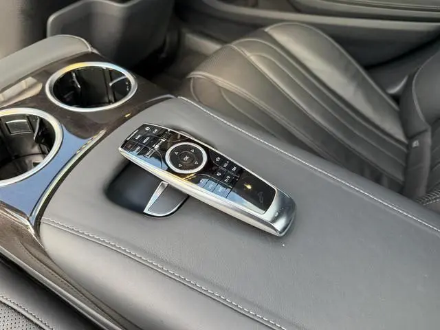 Mercedes-Benz S-Klasse