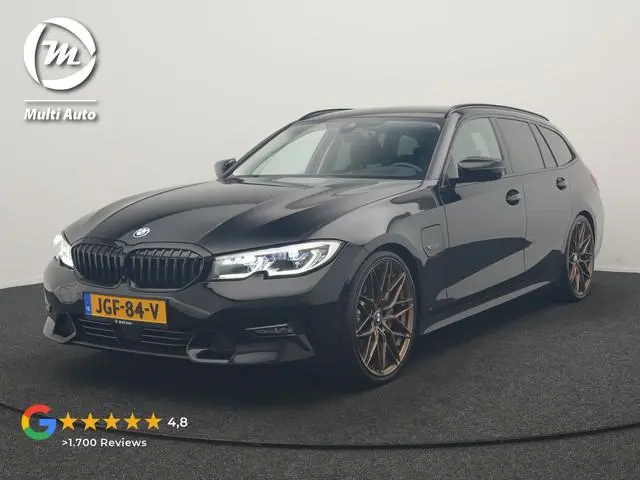 BMW 3-serie Touring 330e Sportline PHEV 293pk Dealer O.H. | SOH 86,2% | Trekhaak Af Fabriek | Head U...