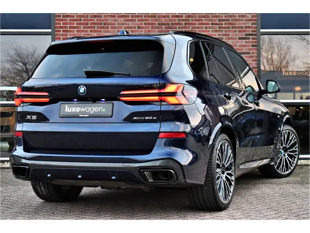 BMW X5 xDrive50e M-Sport Pro Pano Trekh ACC Comfstoel HUD 360 22inch