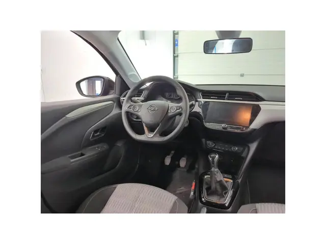 Opel Corsa 1.2 Edition / 100 % Onderhoud / Geen Import