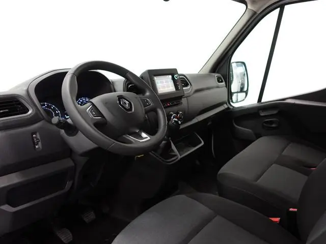 Renault Master T33 2.3 dCi 135 L2H2 BPM VRIJ! Airco Cruise control Parkeersensoren Navigatie Trekhaa...
