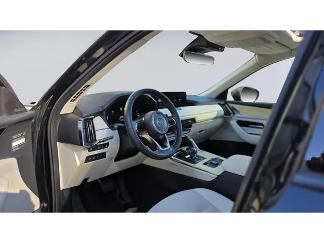 Mazda CX-60 2.5 e-SkyActiv PHEV Takumi | Pano | Bose | 360 Camera | Stoelkoeling