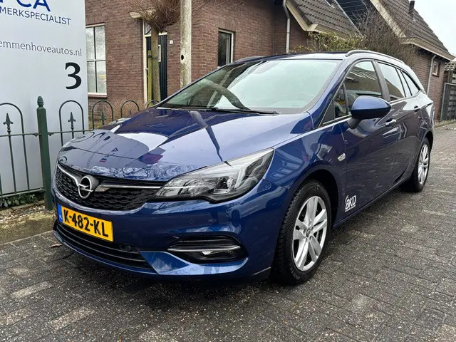 Opel Astra Sports Tourer 1.2 Business Edition
