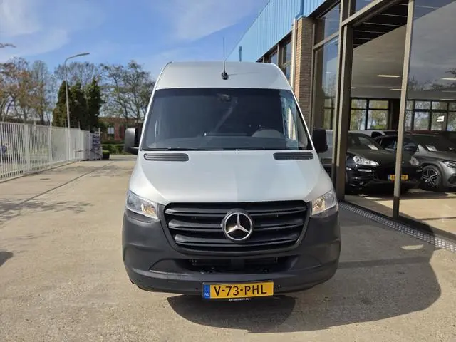 Mercedes-Benz Sprinter 215 CDI L2/H2 Automaat MBux systeem Airco Achteruitrijcamera