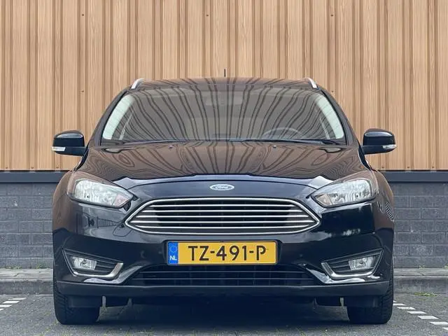 Ford Focus Wagon 1.0 Lease Edition | Trekhaak | Keyless Go/Entry | Airconditioning | Stoel- en stuur...
