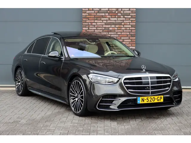 Mercedes-Benz S-klasse 580 e Lang AMG Line | Airmatic | Distronic+ | Chauffeurspakket | Zonweringspakket | Massage V+A | | MBUX Tablet | Burmester | HUD | Stoelventilatie V+A | Nekverwarming |