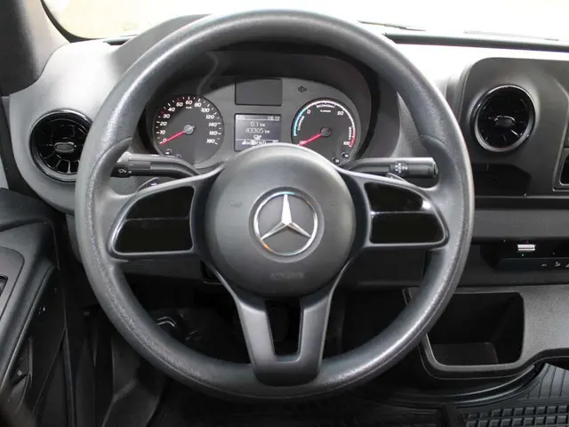 Mercedes-Benz eSprinter