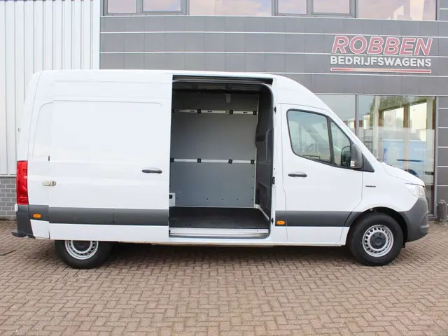 Mercedes-Benz eSprinter