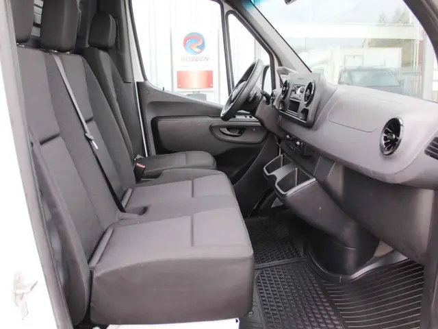 Mercedes-Benz eSprinter